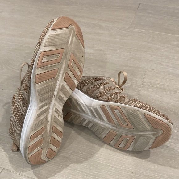 🌊APL TechLoom Pro Women’s Size 10 in Rose Gold Metal🌊 - Picture 7 of 9